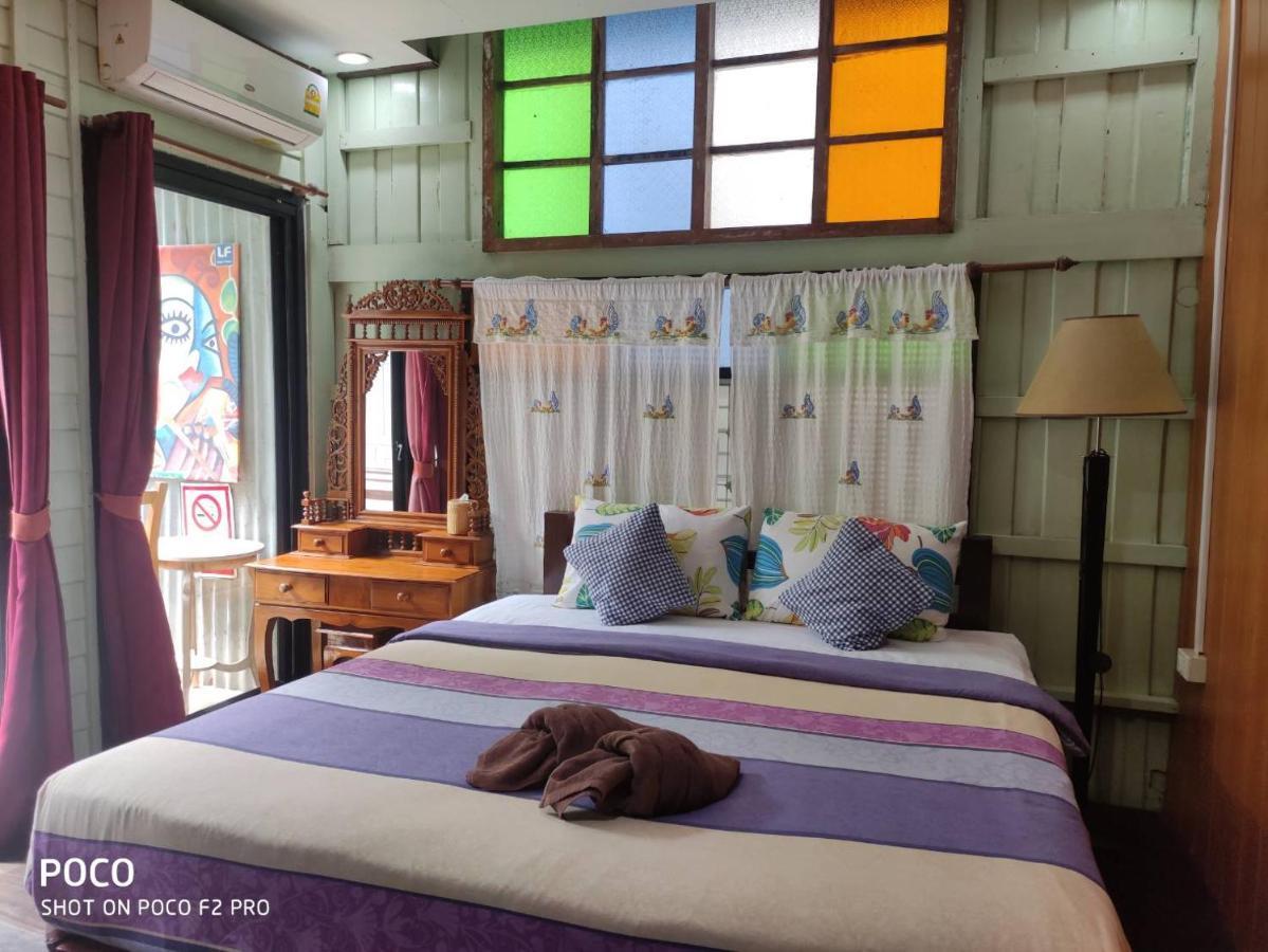 Tamarind Guesthouse Phra Nakhon Si Ayutthaya Exteriör bild
