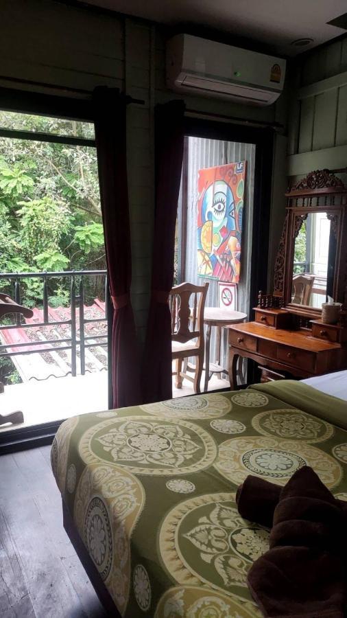 Tamarind Guesthouse Phra Nakhon Si Ayutthaya Exteriör bild