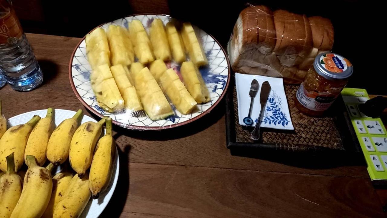 Tamarind Guesthouse Phra Nakhon Si Ayutthaya Exteriör bild