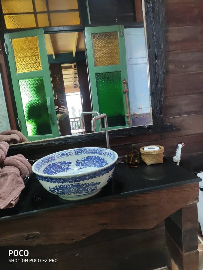 Tamarind Guesthouse Phra Nakhon Si Ayutthaya Exteriör bild